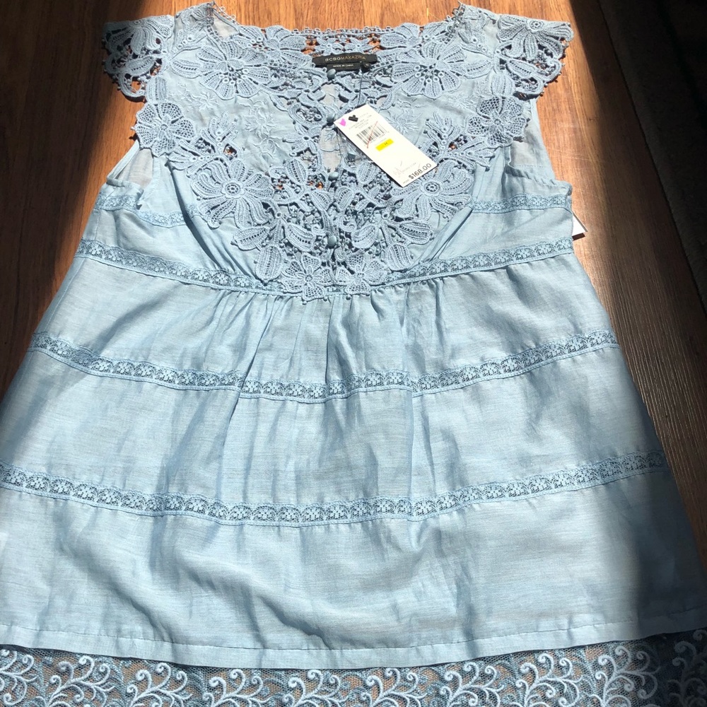 NWT Cute never worn BCBGMAXAZRIA blue lace shirt